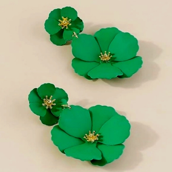Green Double Flower Blossom Statement Earrings Big Floral Bloom Emerald Flowers - Picture 3 of 4